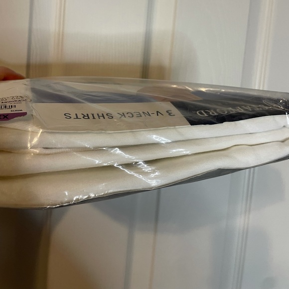 Stafford V-neck shirts brand new in package sz XXL - Picture 4 of 9